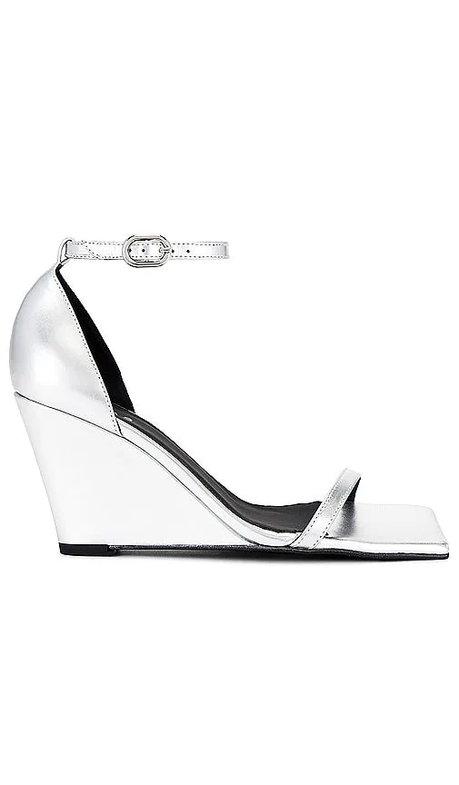 ALOHAS Gata Sandal in Metallic Silver