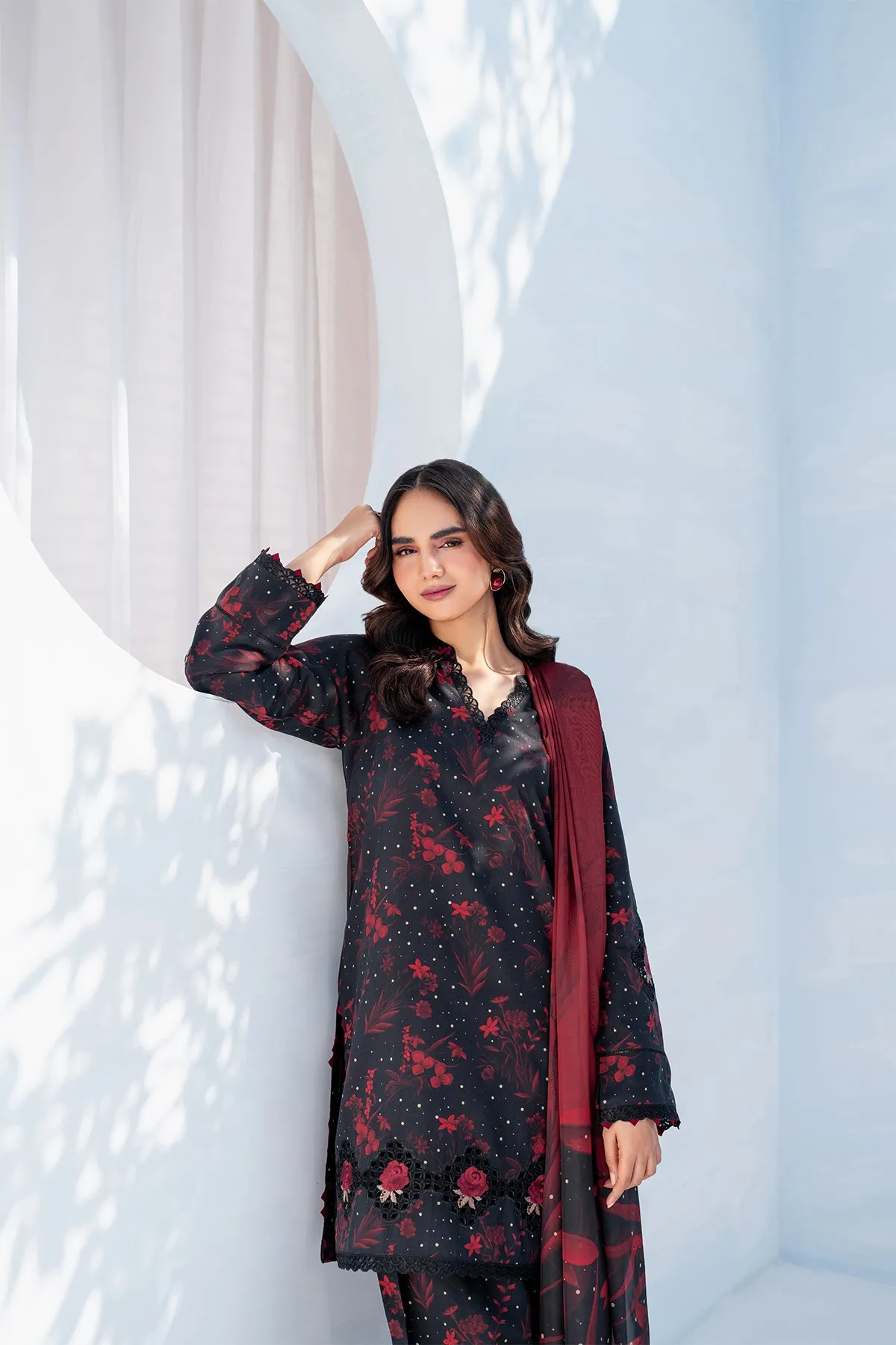 EMBROIDERED VISCOSE SILK UF-4055