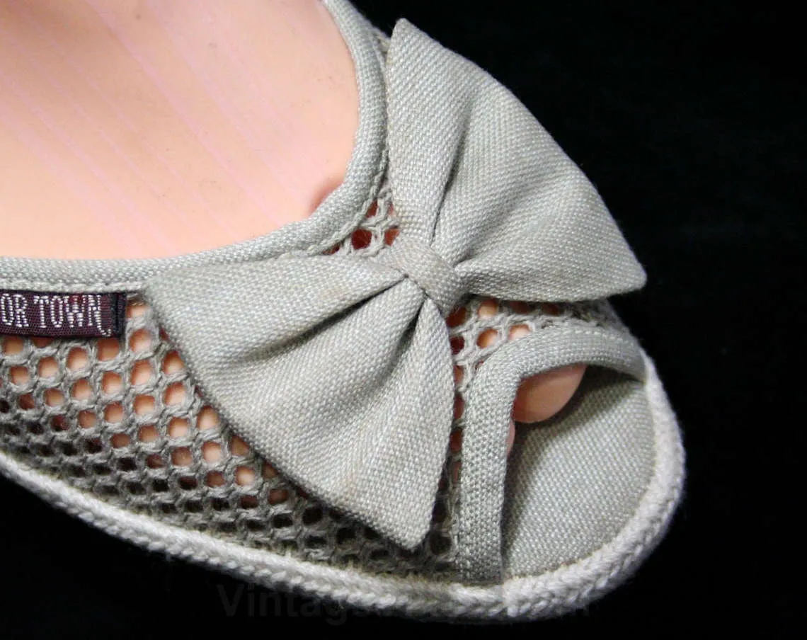 Size 9.5 M Beige Mesh Net 1980s Sandals - Open Toe Resort Slingbacks - Summer Preppy 80s Peep Toes & Bows - Harbor Town of Maine Deadstock